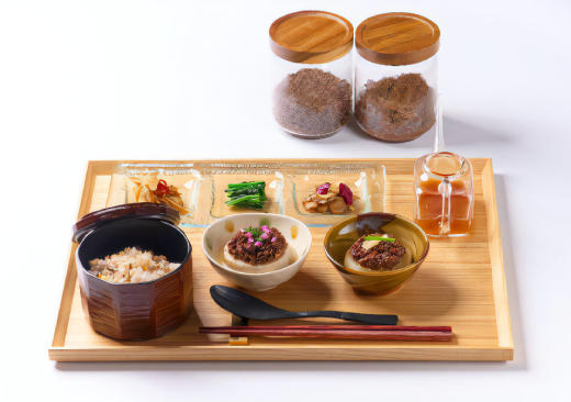 鹿と猪のそぼろ 良さを引き立てる副菜三種に旨味を効かせたお出汁 ごはんのお供三昧